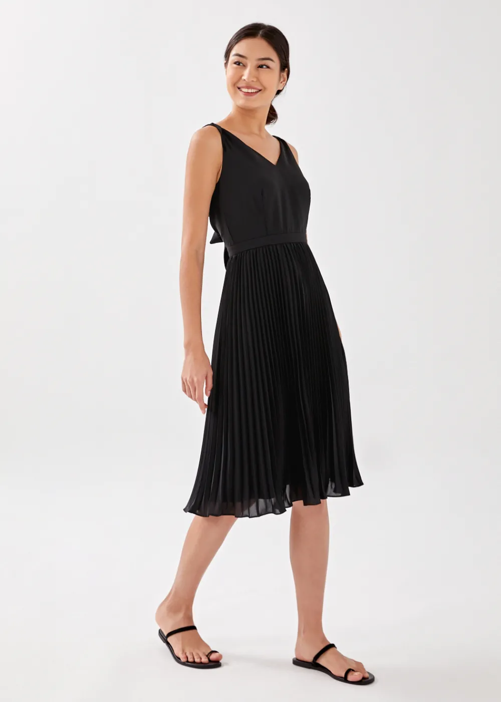 Love, Bonito Party Dresses*Aisla Pleated Tie Back Midi Dress
