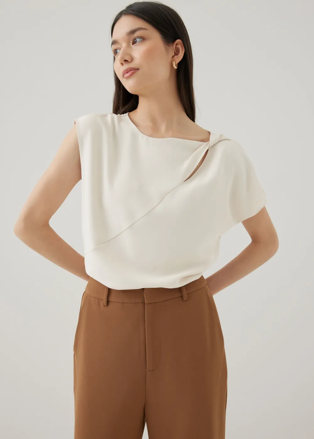 Love, Bonito Work Tops|Shell Tops*Doxie Asymmetric Shell Top