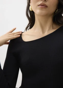 Love, Bonito Casual Tops|Weekend*Fitted Asymmetric Knit Top