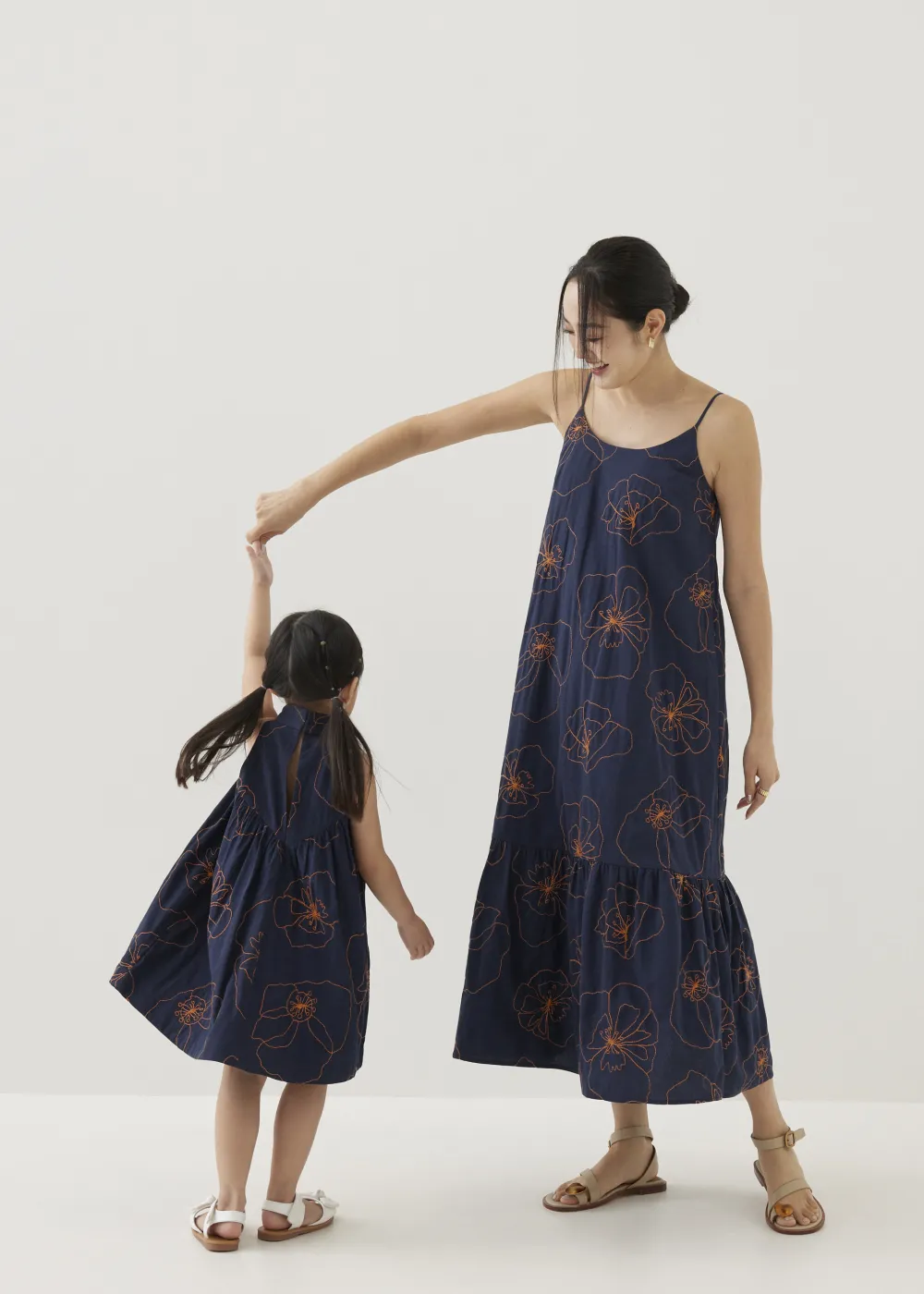 Kids Love, Bonito Party Dresses|Kidswear*Melati Embroidered Babydoll Mini Dress in Rekindled Blooms