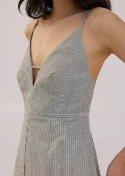 Love, Bonito Weekend|Vacation*Padded Plunge Linen Jumpsuit