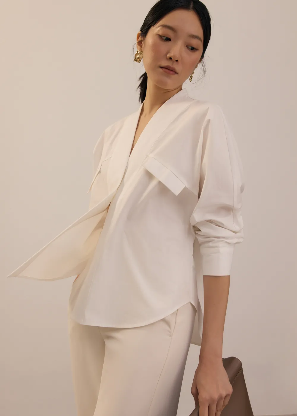 Love, Bonito Work|Tops*RuchedReady® Relaxed Poplin V-neck Blouse
