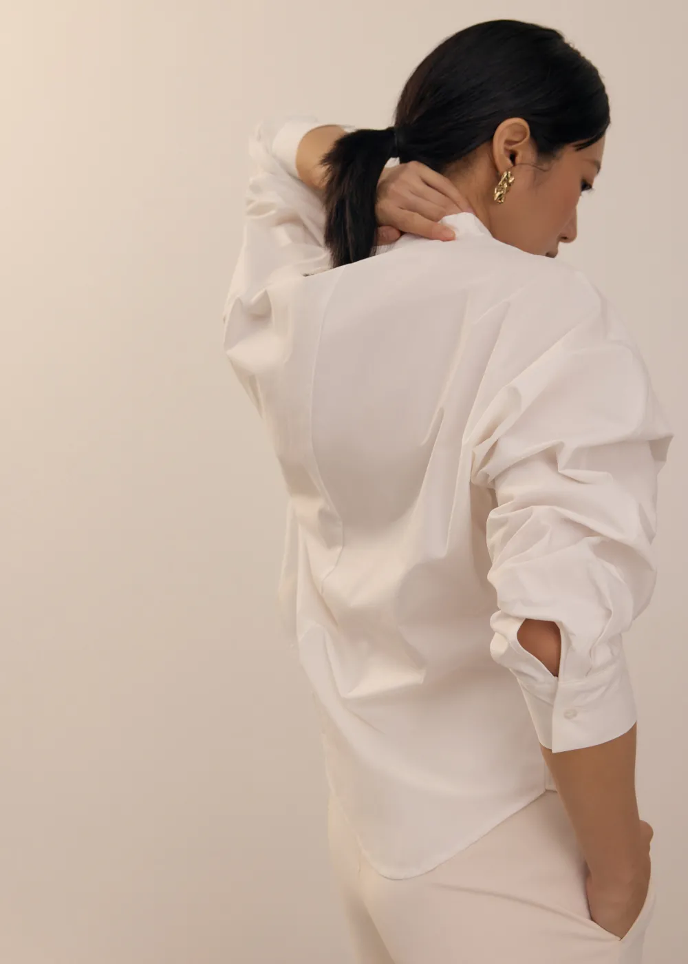 Love, Bonito Work|Tops*RuchedReady® Relaxed Poplin V-neck Blouse