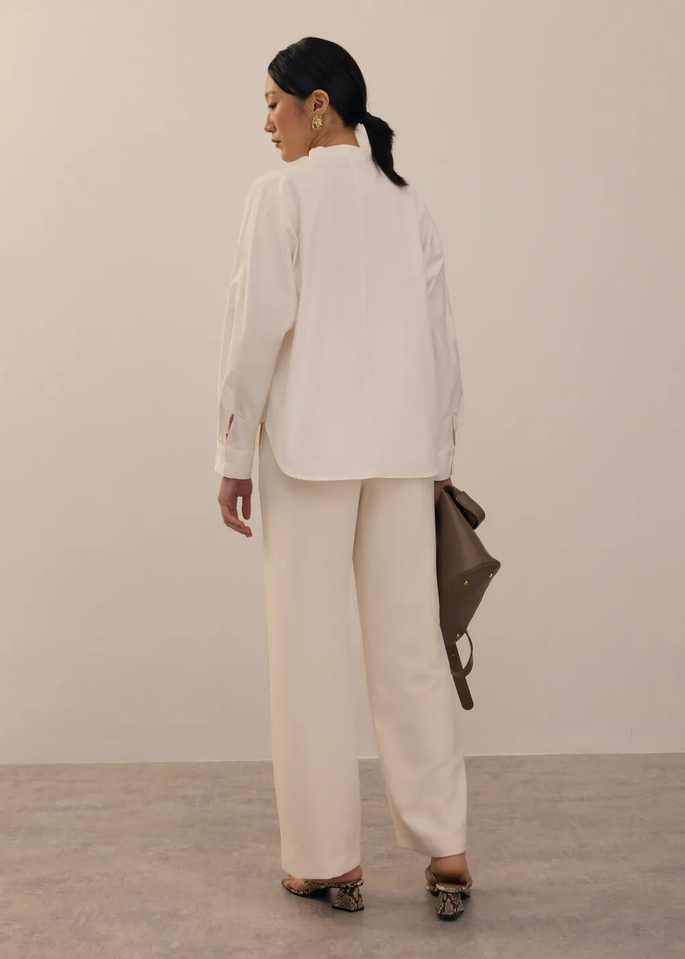 Love, Bonito Work|Tops*RuchedReady® Relaxed Poplin V-neck Blouse