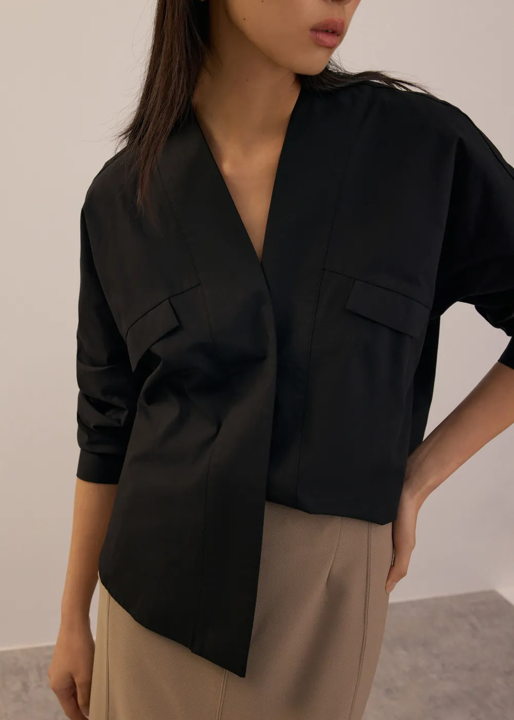 Love, Bonito Work|Tops*RuchedReady® Relaxed Poplin V-neck Blouse